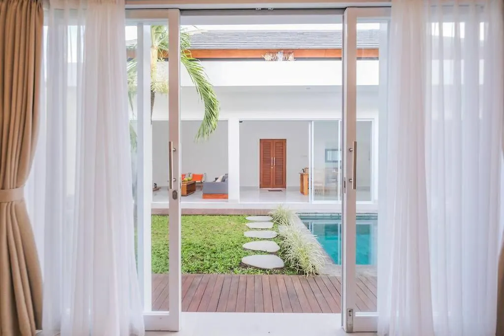 Villa Akmali Seminyak Drupadi 2 Bedrooms W/Pool 5Mins To Beach 0*, Seminyak (Bali) Indonesia