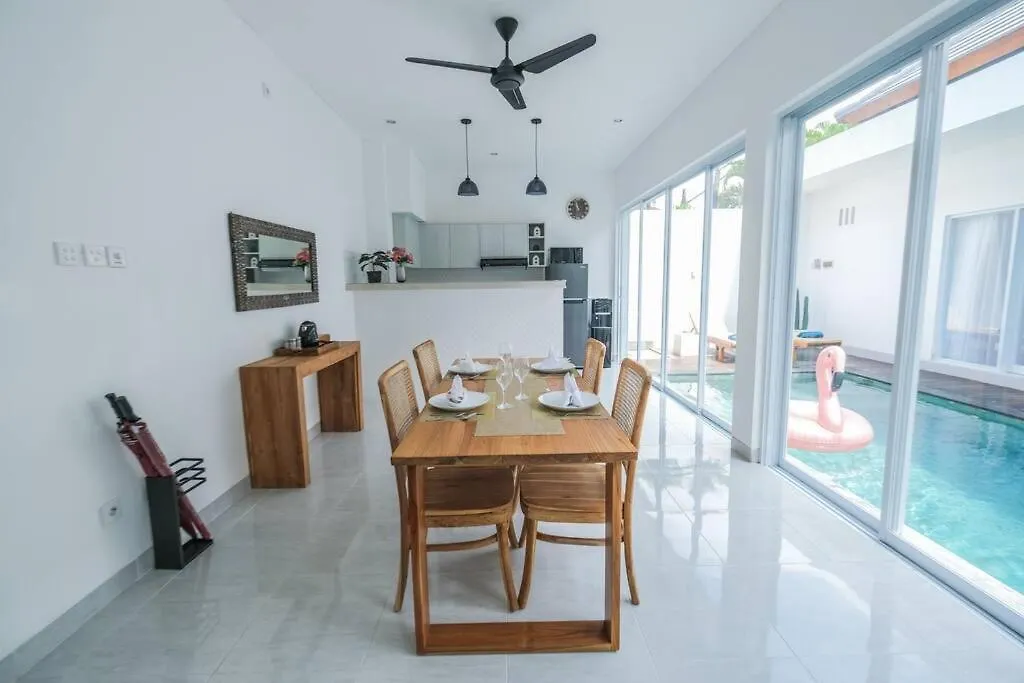 Villa Akmali Seminyak Drupadi 2 Bedrooms W/Pool 5Mins To Beach  Seminyak (Bali)