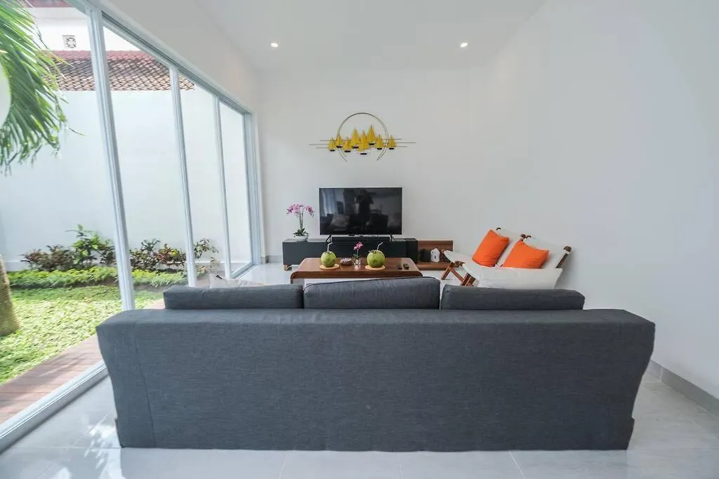 Villa Akmali Seminyak Drupadi 2 Bedrooms W/Pool 5Mins To Beach