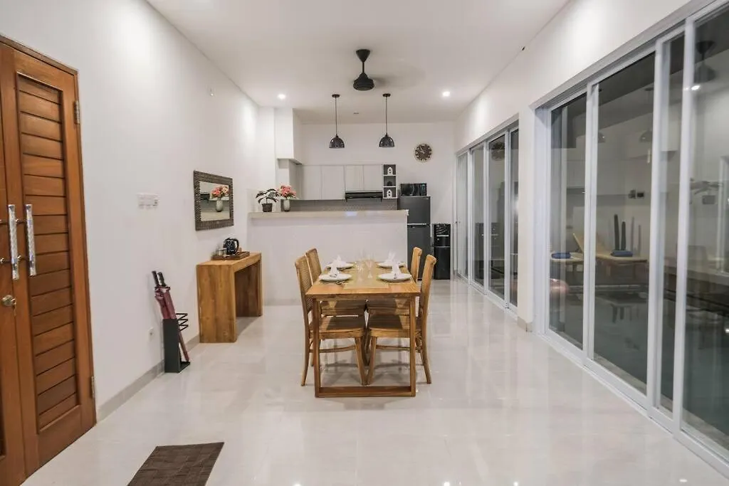 Villa Akmali Seminyak Drupadi 2 Bedrooms W/Pool 5Mins To Beach Seminyak (Bali)