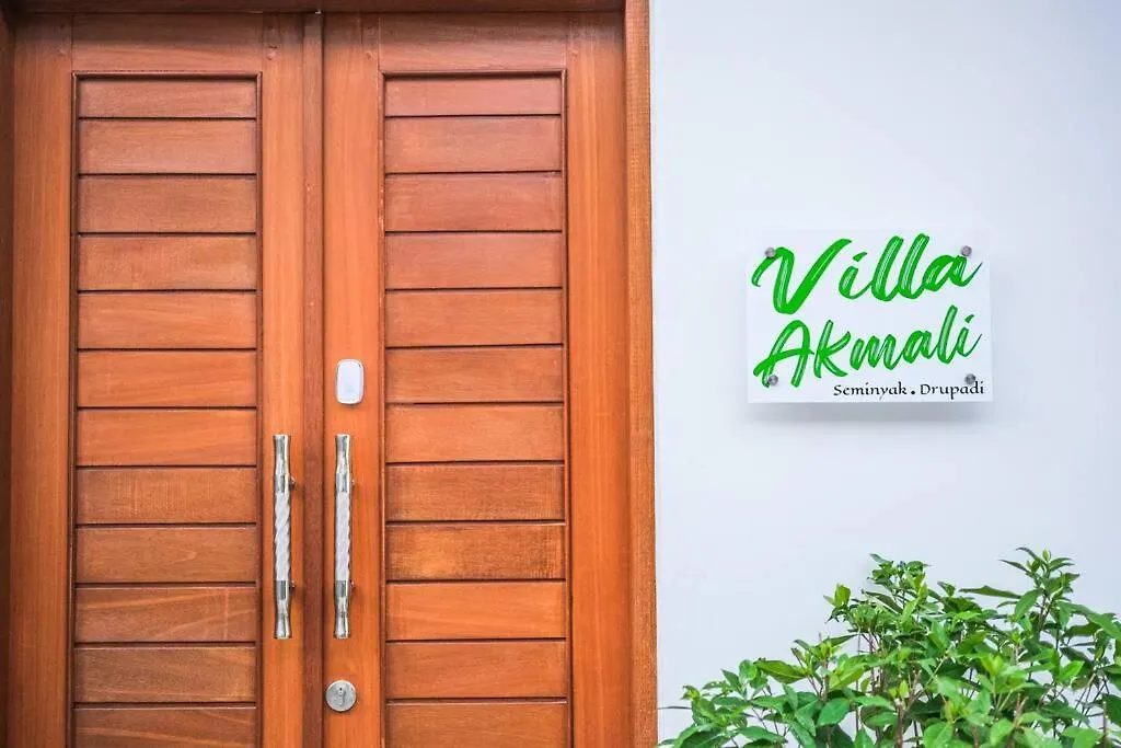 Villa Akmali Seminyak Drupadi 2 Bedrooms W/Pool 5Mins To Beach Indonesia