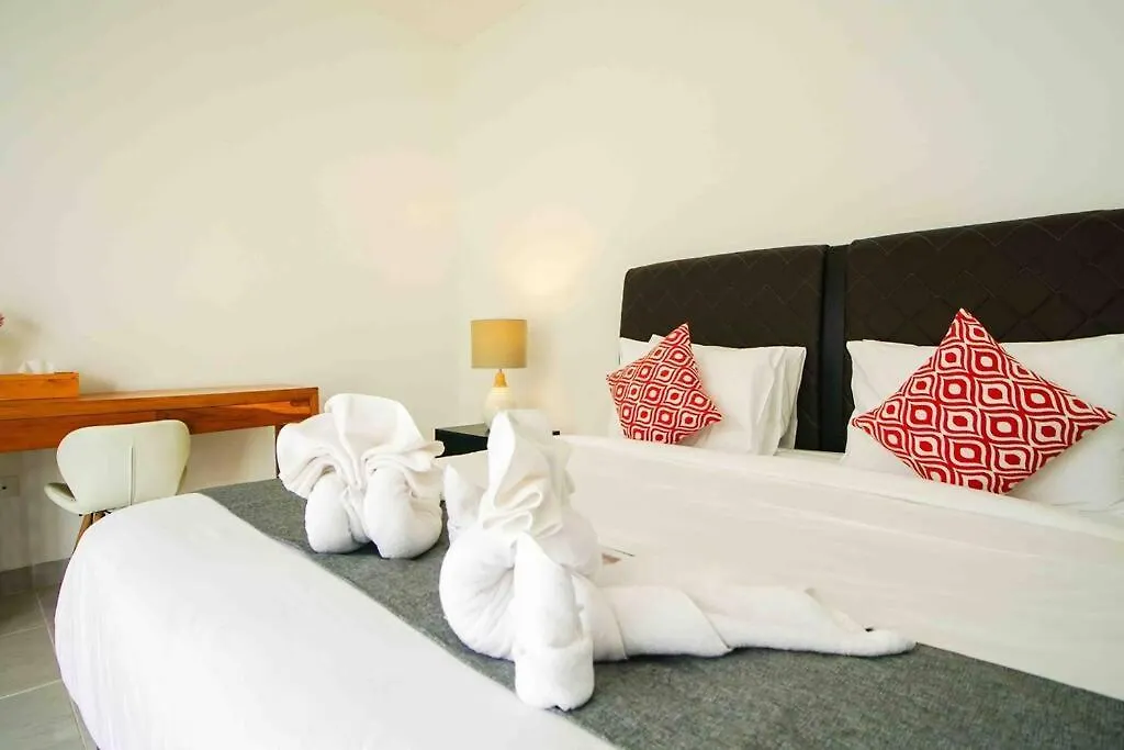 Villa Akmali Seminyak Drupadi 2 Bedrooms W/Pool 5Mins To Beach 0*, Seminyak (Bali)