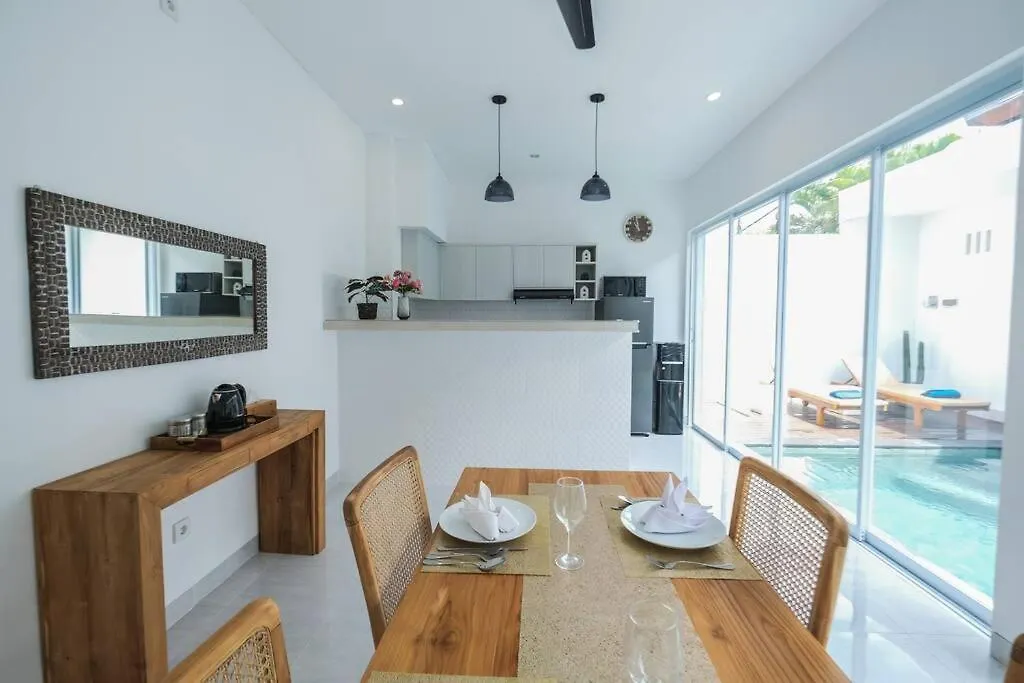 Villa Akmali Seminyak Drupadi 2 Bedrooms W/Pool 5Mins To Beach