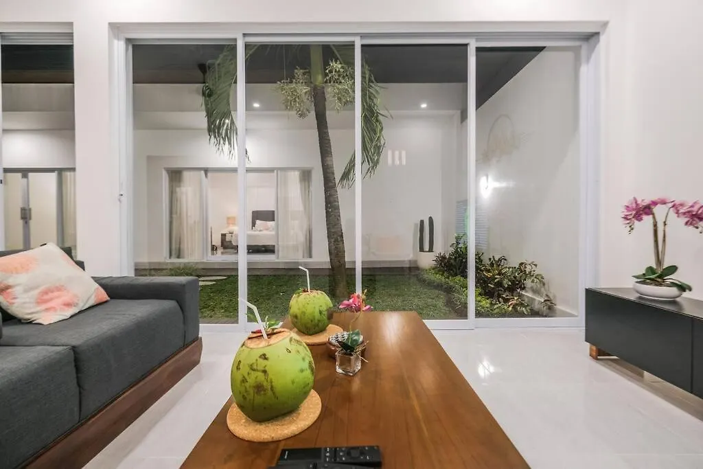 Villa Akmali Seminyak Drupadi 2 Bedrooms W/Pool 5Mins To Beach